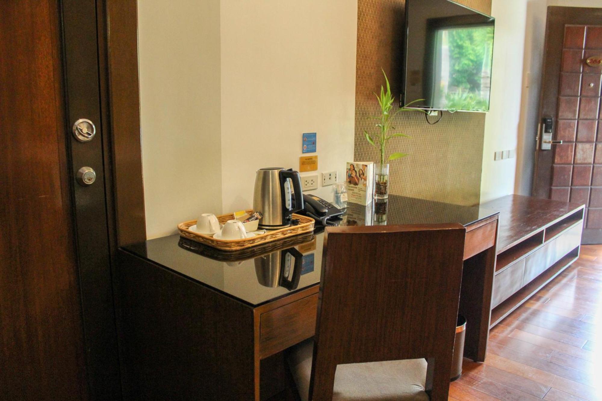 Coron Soleil Garden Resort Экстерьер фото